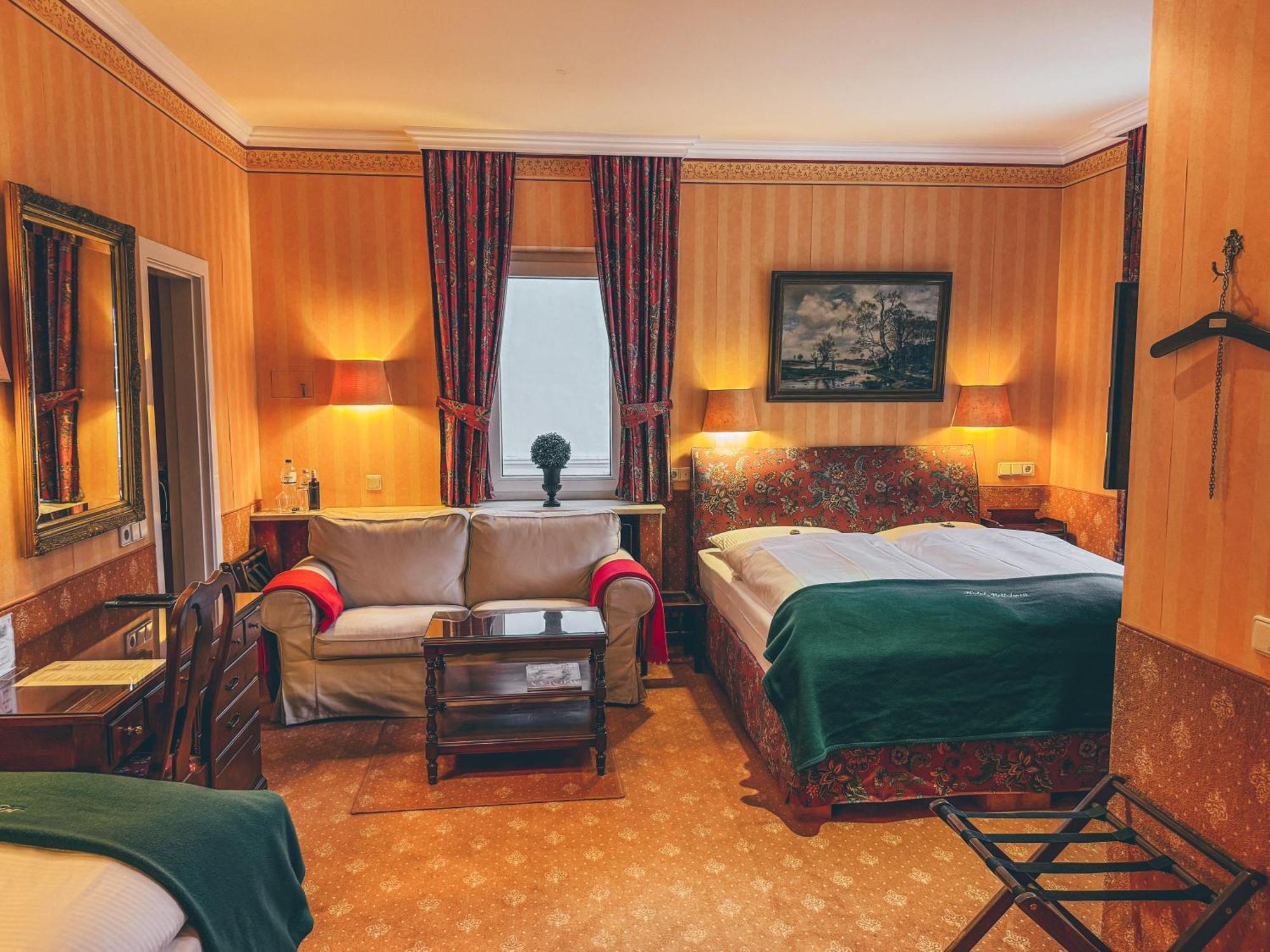 Hotel Mittelweg Хамбург Екстериор снимка