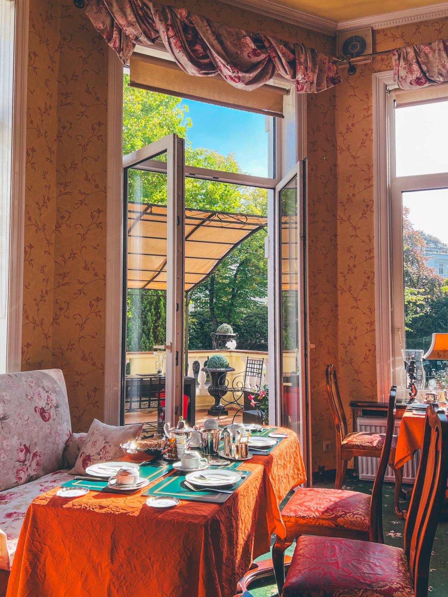 Hotel Mittelweg Хамбург Екстериор снимка