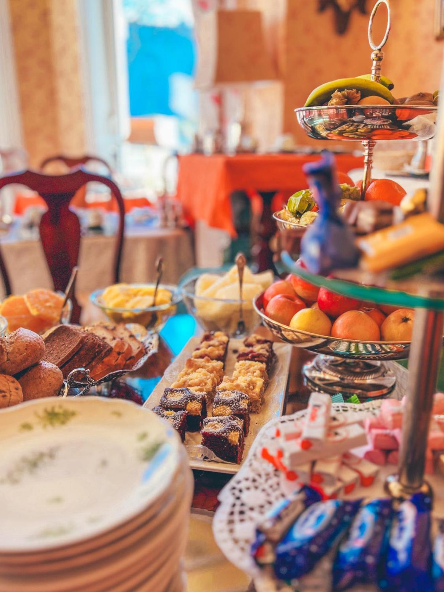 Hotel Mittelweg Хамбург Екстериор снимка