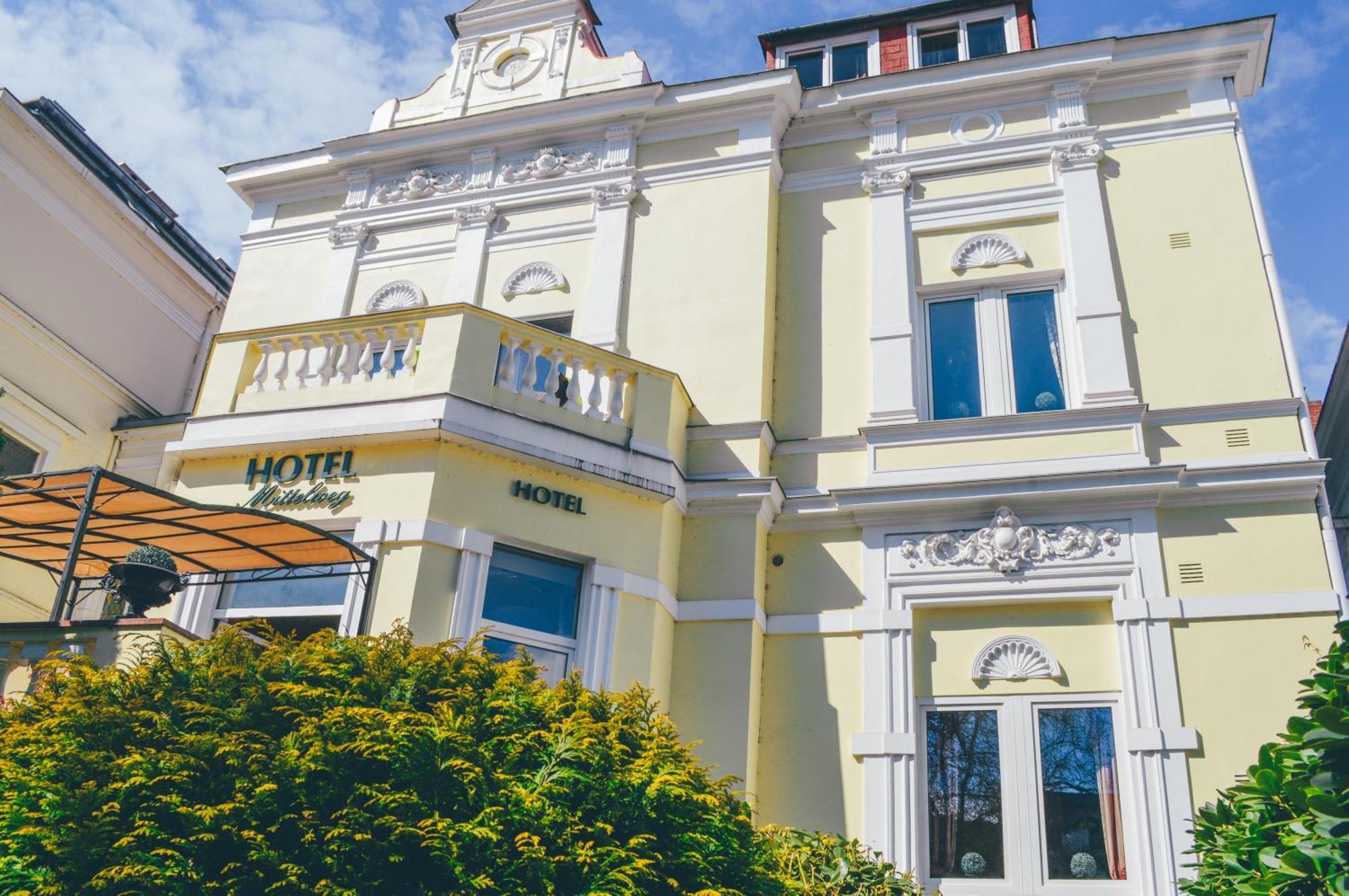 Hotel Mittelweg Хамбург Екстериор снимка
